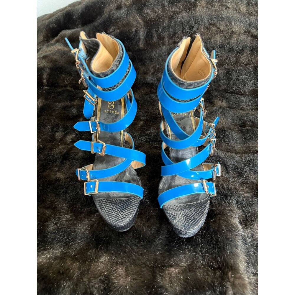 Scene Abrea electric blue gladiator cage stiletto heels 8.5 - Picture 2 of 5